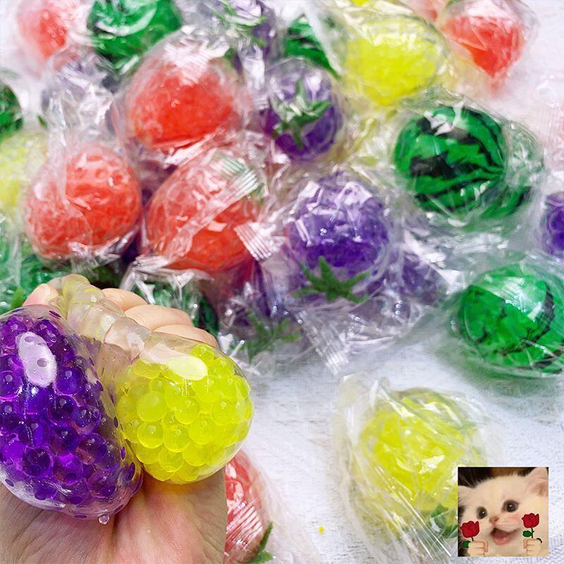 Cosplay Fireball Prop - ลูกบอลบีบลดความเครียดรูปผลไม้สีสันสดใส ของเล่นบีบอัดนุ่มนิ่ม ของตกแต่งโต๊ะทำงาน ของขวัญเพื่อการผ่อนคลาย